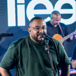 Rádio Mania Ao Vivo - Tiee 8