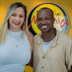 Fotos - Thiaguinho e ouvintes 19