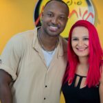 Fotos - Thiaguinho e ouvintes 100