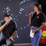 Entrevista Mania  cantor Sueco 4