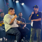 Entrevista Mania | Cantor Robinho 1